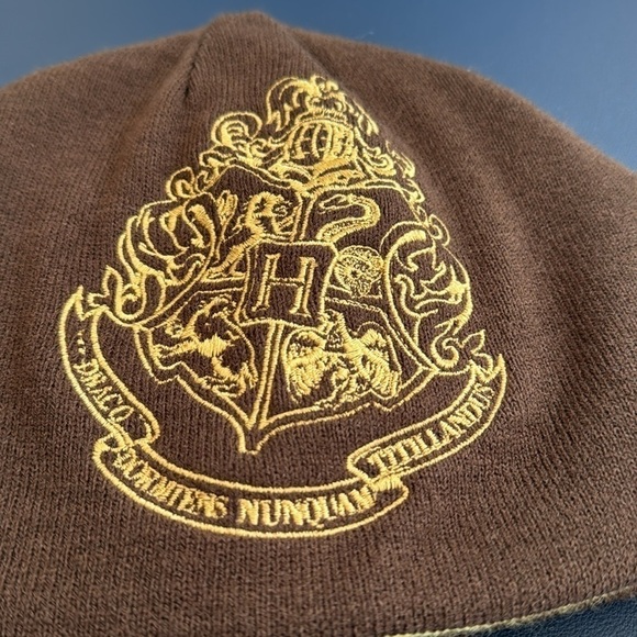 Harry Potter Adult Knit Beanie Hat Unisex Brown Gold Contrast Lining - Picture 3 of 7